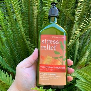 2/$15Aromatherapy eucalyptus tangerine body lotion